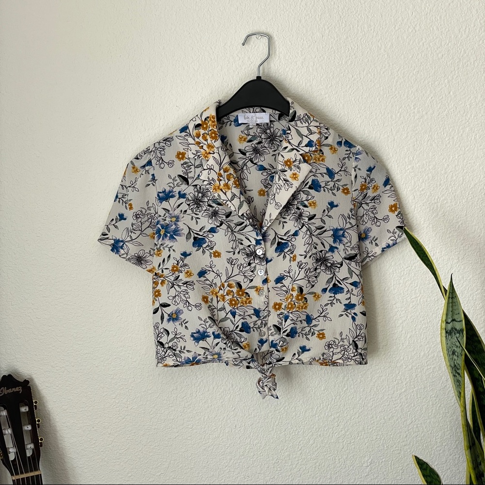 Love & Piece Collective Floral Cropped Button Up